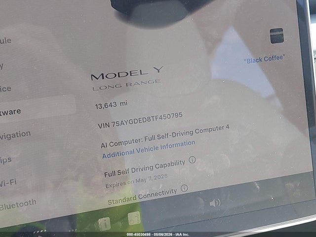 Продажа на аукционе авто 2026 Tesla Model Y Premium Rear-wheel Drive/rear-wheel Drive, vin: 7SAYGDED8TF450795, номер лота: 45030498