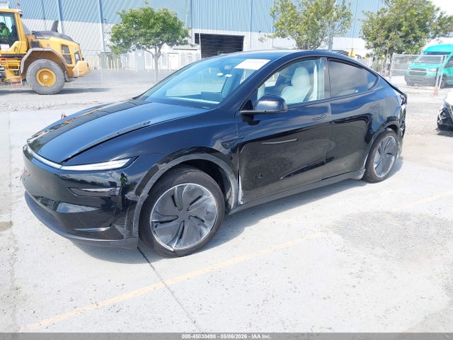 Продажа на аукционе авто 2026 Tesla Model Y Premium Rear-wheel Drive/rear-wheel Drive, vin: 7SAYGDED8TF450795, номер лота: 45030498