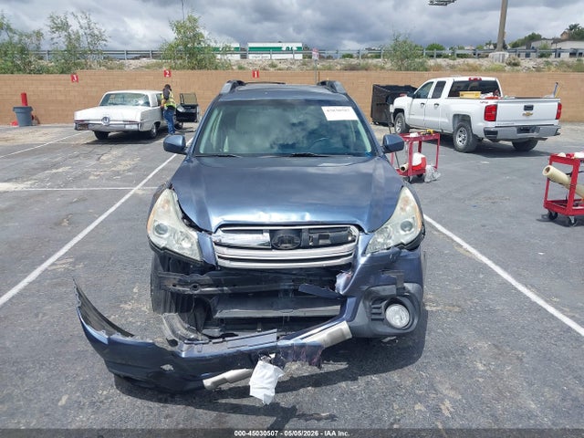 45030507 :رقم المزاد ، 4S4BRBPC2D3288596 vin ، 2013 Subaru Outback 2.5i Limited مزاد بيع