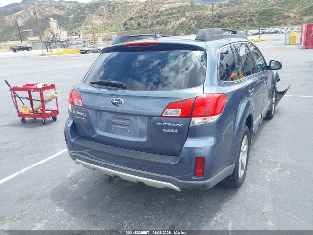 45030507 :رقم المزاد ، 4S4BRBPC2D3288596 vin ، 2013 Subaru Outback 2.5i Limited مزاد بيع