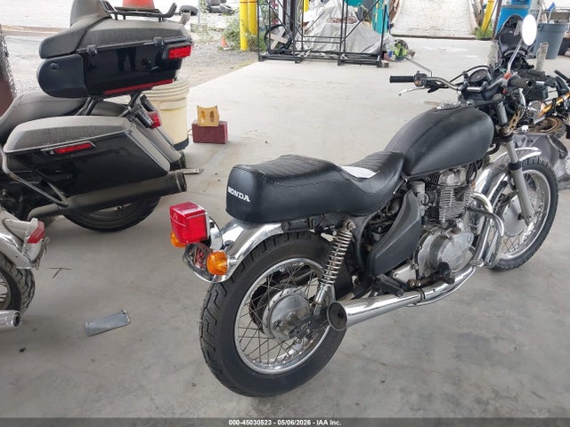 45030523 :رقم المزاد ، JH2PC053XCM001508 vin ، 1982 Honda Cm450 E مزاد بيع
