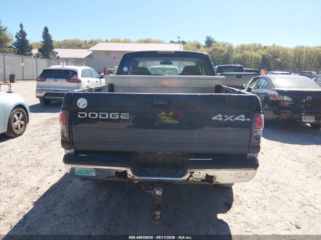 45030530 :رقم المزاد ، 1B7HF13V5XJ516697 vin ، 1999 Dodge Ram مزاد بيع