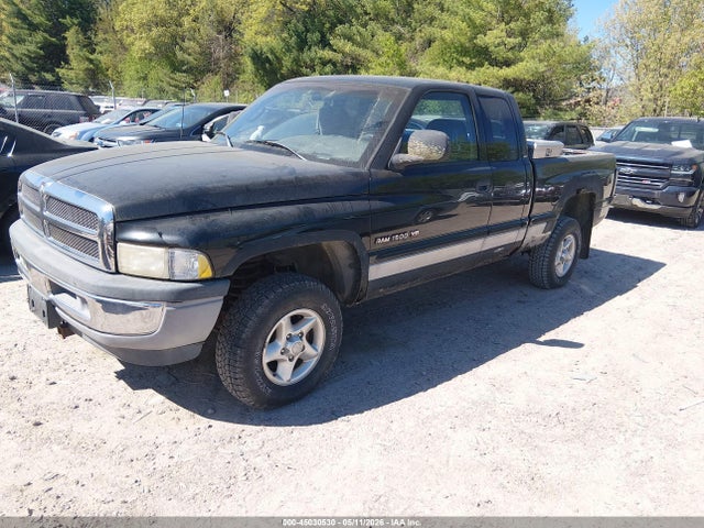 45030530 :رقم المزاد ، 1B7HF13V5XJ516697 vin ، 1999 Dodge Ram مزاد بيع