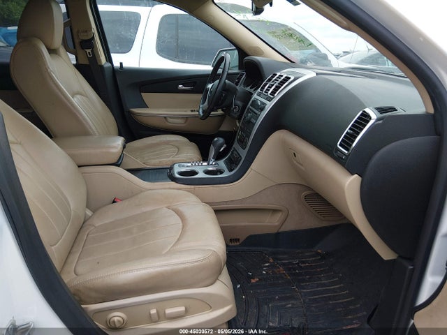 45030572 :رقم المزاد ، 1GKKRSED4BJ333017 vin ، 2011 Gmc Acadia Slt-2 مزاد بيع