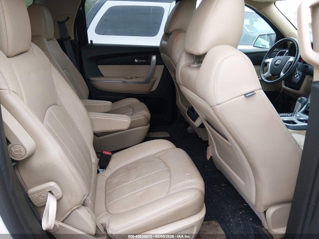 45030572 :رقم المزاد ، 1GKKRSED4BJ333017 vin ، 2011 Gmc Acadia Slt-2 مزاد بيع