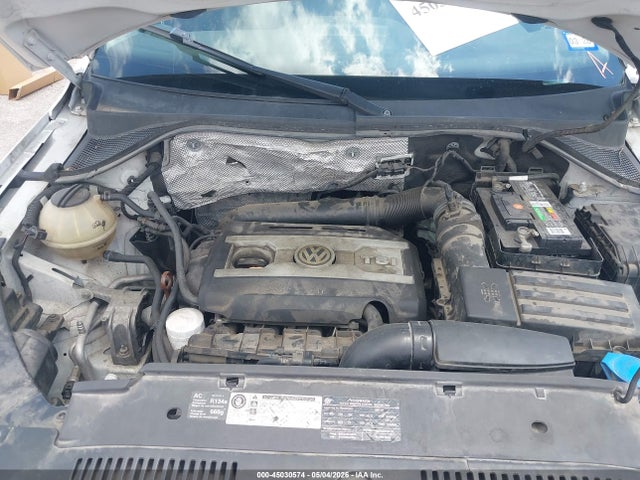 45030574 :رقم المزاد ، WVGAV7AX9BW505797 vin ، 2011 Volkswagen Tiguan Se مزاد بيع