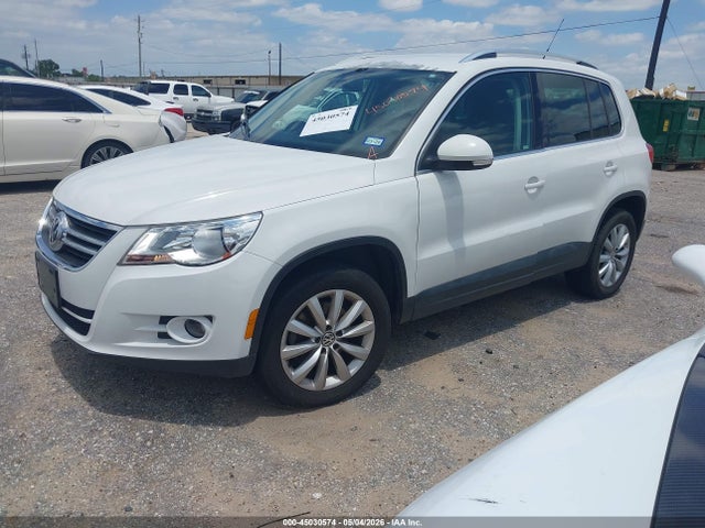 45030574 :رقم المزاد ، WVGAV7AX9BW505797 vin ، 2011 Volkswagen Tiguan Se مزاد بيع