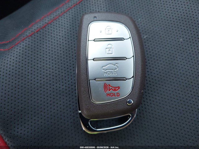 45030586 :رقم المزاد ، KMHD84LF7HU116345 vin ، 2017 Hyundai Elantra Limited مزاد بيع
