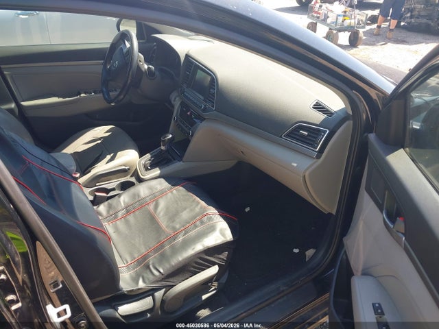 45030586 :رقم المزاد ، KMHD84LF7HU116345 vin ، 2017 Hyundai Elantra Limited مزاد بيع