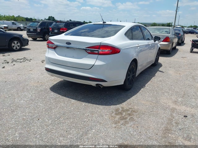 45030609 :رقم المزاد ، 3FA6P0H76HR350256 vin ، 2017 Ford Fusion Se مزاد بيع