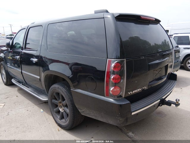 45030621 :رقم المزاد ، 1GKS2MEF9DR146510 vin ، 2013 Gmc Yukon Xl 1500 Denali مزاد بيع