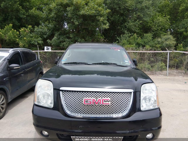 45030621 :رقم المزاد ، 1GKS2MEF9DR146510 vin ، 2013 Gmc Yukon Xl 1500 Denali مزاد بيع