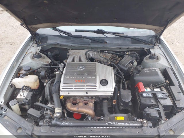 45030657 :رقم المزاد ، JT8BF28G015108352 vin ، 2001 Lexus Es 300 مزاد بيع