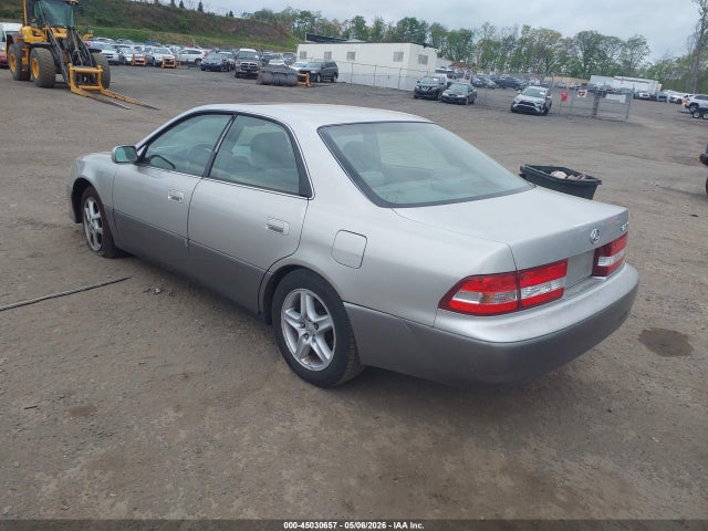 45030657 :رقم المزاد ، JT8BF28G015108352 vin ، 2001 Lexus Es 300 مزاد بيع