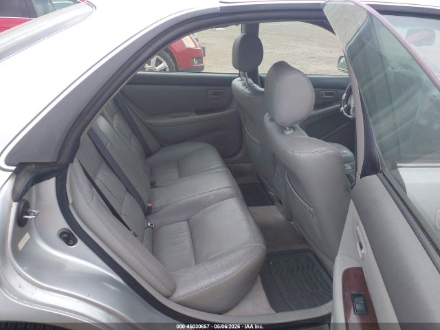45030657 :رقم المزاد ، JT8BF28G015108352 vin ، 2001 Lexus Es 300 مزاد بيع
