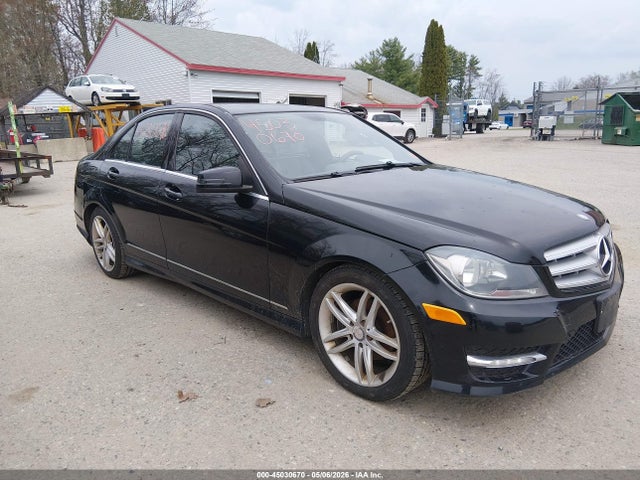 Продажа на аукционе авто 2012 Mercedes-benz C 300 Sport 4matic, vin: WDDGF8BB3CR208633, номер лота: 45030670