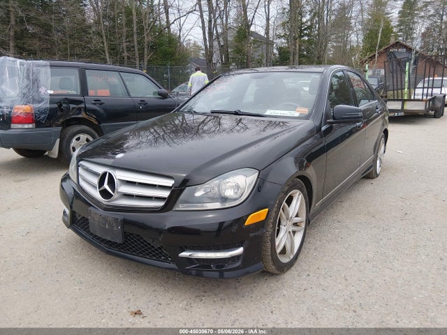 Продажа на аукционе авто 2012 Mercedes-benz C 300 Sport 4matic, vin: WDDGF8BB3CR208633, номер лота: 45030670