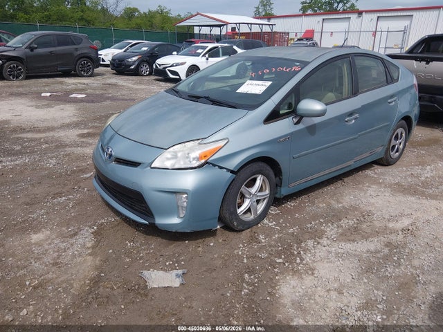 45030686 :رقم المزاد ، JTDKN3DU7D1639114 vin ، 2013 Toyota Prius Three مزاد بيع