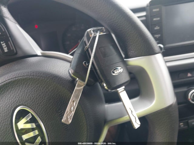 3KPA24AB1KE233482 KIA RIO S
