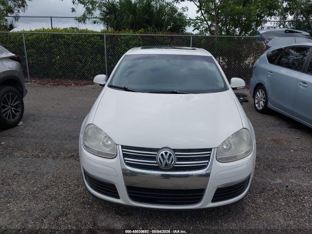 2010 Volkswagen Jetta Limited Edition მანქანა იყიდება აუქციონზე, vin: 3VWRX7AJ9AM162322, აუქციონის ნომერი: 45030692
