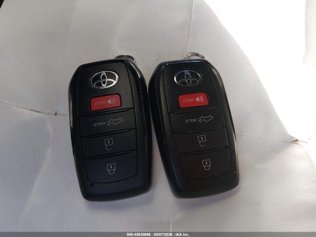 2025 Toyota Tundra 1794 Edition მანქანა იყიდება აუქციონზე, vin: 5TFMA5DB5SX303521, აუქციონის ნომერი: 45030696