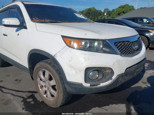 2011 Kia Sorento Lx მანქანა იყიდება აუქციონზე, vin: 5XYKT3A11BG108763, აუქციონის ნომერი: 45030700