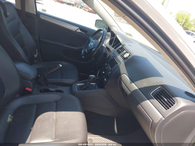 Auction sale of the 2015 Volkswagen Jetta 1.8t Se, vin: 3VWD17AJ0FM235905, lot number: 45030701
