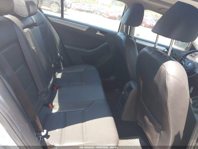 Auction sale of the 2015 Volkswagen Jetta 1.8t Se, vin: 3VWD17AJ0FM235905, lot number: 45030701