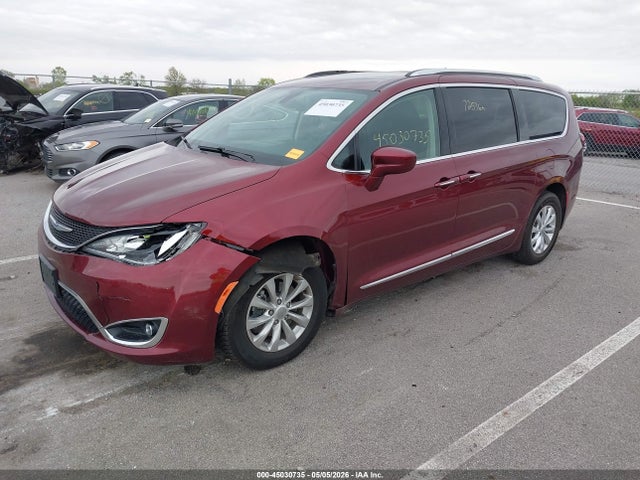 Chrysler Pacifica Touring L 2019 2C4RC1BG2KR650519 Image 2
