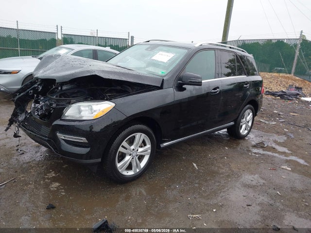 45030769 :رقم المزاد ، 4JGDA5HB0EA357242 vin ، 2014 Mercedes-benz Ml 350 4matic مزاد بيع
