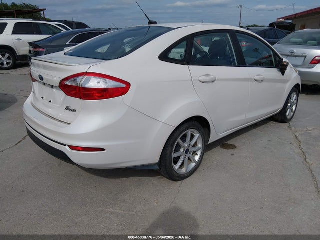 45030776 :رقم المزاد ، 3FADP4BJ1GM158208 vin ، 2016 Ford Fiesta Se مزاد بيع