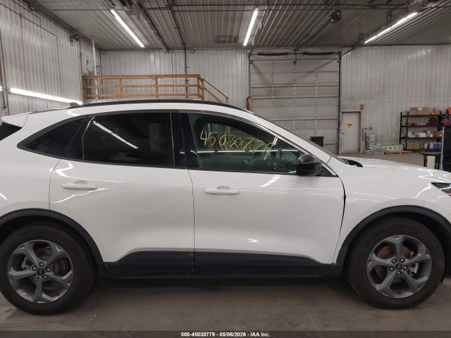 45030779 :رقم المزاد ، 1FMCU0MN5SUA49175 vin ، 2025 Ford Escape St-line مزاد بيع