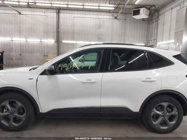 45030779 :رقم المزاد ، 1FMCU0MN5SUA49175 vin ، 2025 Ford Escape St-line مزاد بيع