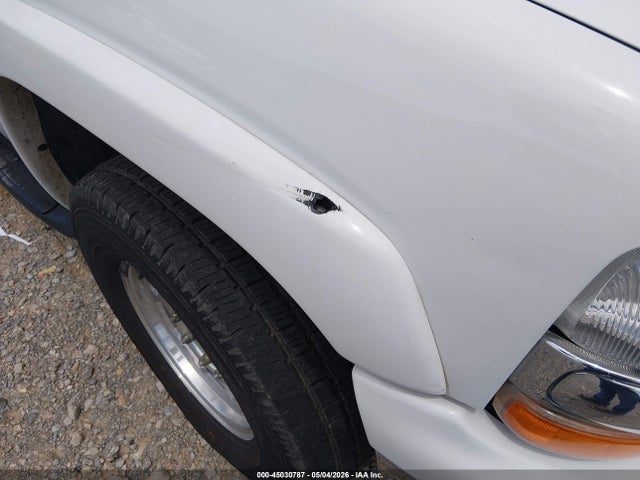 45030787 :رقم المزاد ، 3GNGK26U72G171476 vin ، 2002 Chevrolet Suburban 2500 Lt مزاد بيع