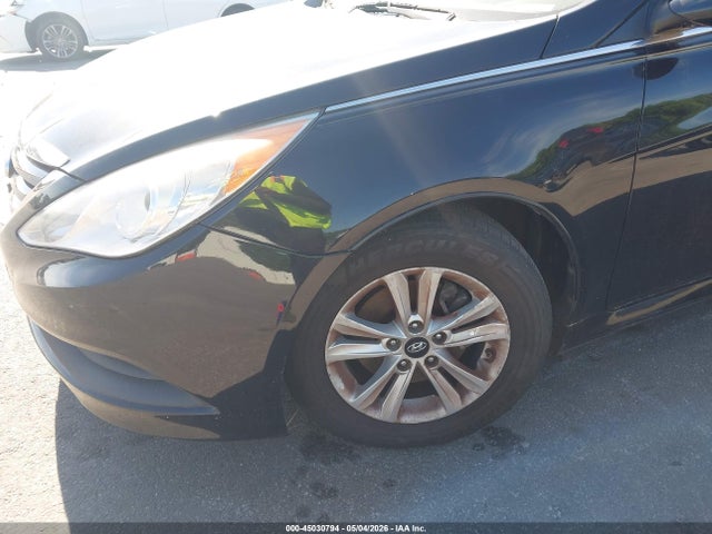 2014 Hyundai Sonata Gls მანქანა იყიდება აუქციონზე, vin: 5NPEB4AC7EH945750, აუქციონის ნომერი: 45030794