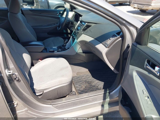 Продаж на аукціоні авто 2014 Hyundai Sonata Gls, vin: 5NPEB4AC8EH823771, номер лоту: 45030825