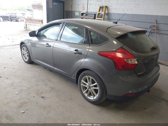 45030847 :رقم المزاد ، 1FAHP3K21CL271561 vin ، 2012 Ford Focus Se مزاد بيع