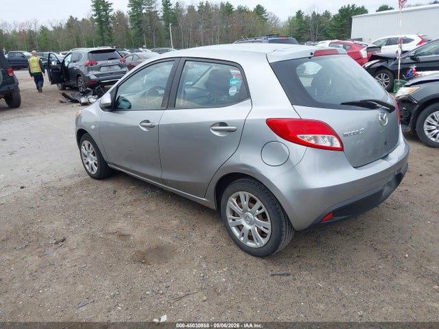 45030858 :رقم المزاد ، JM1DE1KZ8C0136952 vin ، 2012 Mazda Mazda2 Sport مزاد بيع