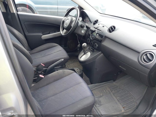 45030858 :رقم المزاد ، JM1DE1KZ8C0136952 vin ، 2012 Mazda Mazda2 Sport مزاد بيع