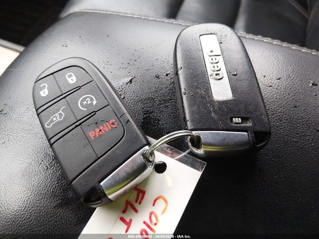 45030865 :رقم المزاد ، 1C4RJFBGXFC717692 vin ، 2015 Jeep Grand Cherokee Limited مزاد بيع