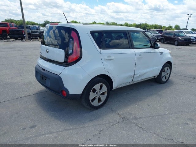 45030884 :رقم المزاد ، KNDJN2A22F7804513 vin ، 2015 Kia Soul مزاد بيع