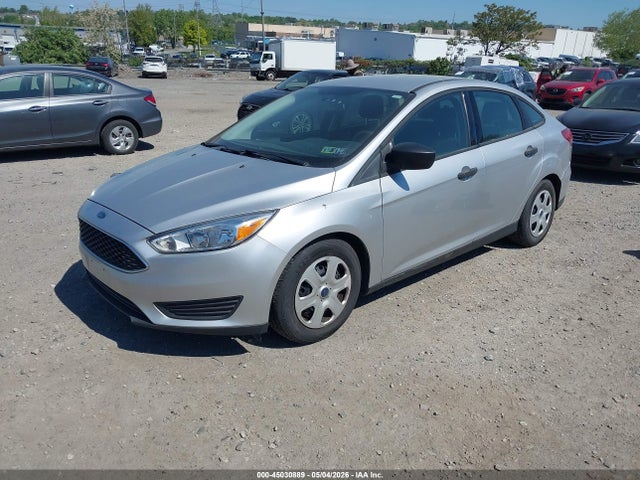 Ford FOCUS S 2016 1FADP3E22GL407177 Image 2