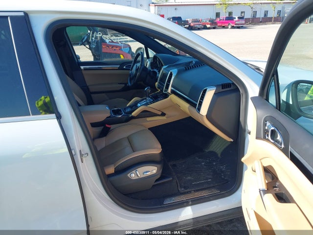 Продаж на аукціоні авто 2014 Porsche Cayenne Diesel Platinum Edition, vin: WP1AF2A2XELA44509, номер лоту: 45030911