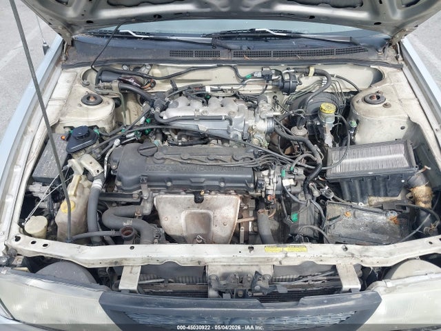 45030922 :رقم المزاد ، 3N1AB41D1WL040237 vin ، 1998 Nissan Sentra Gxe/xe مزاد بيع