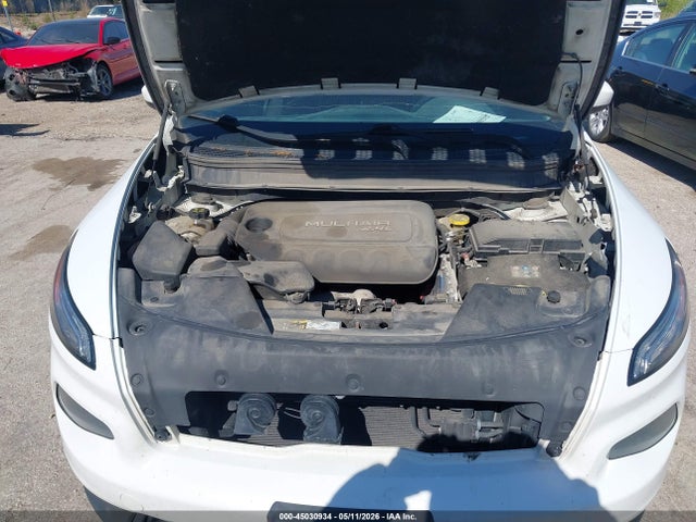 45030934 :رقم المزاد ، 1C4PJLCBXEW182997 vin ، 2014 Jeep Cherokee Latitude مزاد بيع