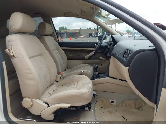 Продажа на аукционе авто 2001 Volkswagen Golf Gl Tdi, vin: WVWBP21J41W083549, номер лота: 45030935