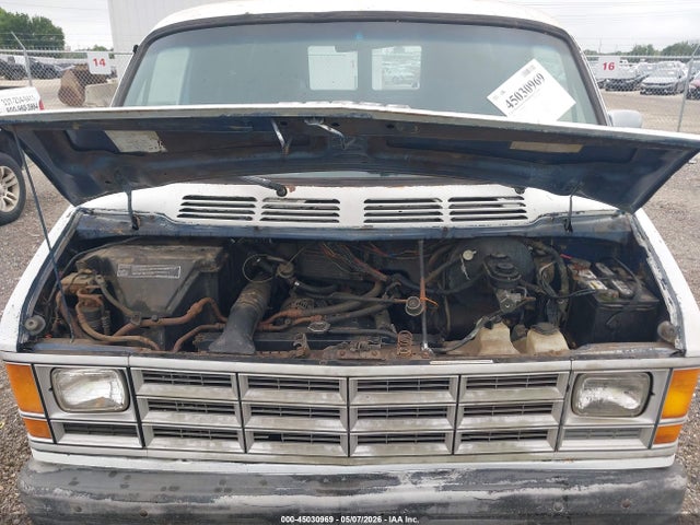 Продажа на аукционе авто 1993 Dodge Ram Van B250, vin: 2B7HB21YXPK517487, номер лота: 45030969