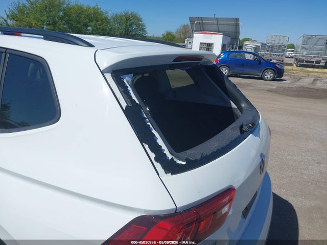 3VV0B7AX4JM131639 Volkswagen Tiguan 2.0t S