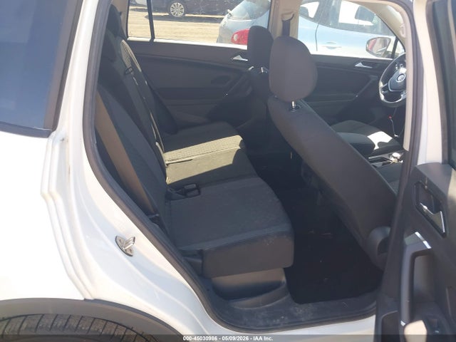 3VV0B7AX4JM131639 Volkswagen Tiguan 2.0t S