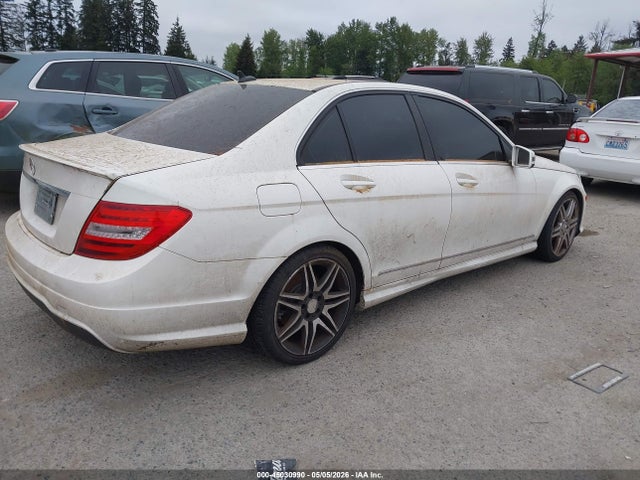 Aukcja sprzedaży 2013 Mercedes-benz C 250 Sport, vin: WDDGF4HB3DR270924, numer aukcji: 45030990